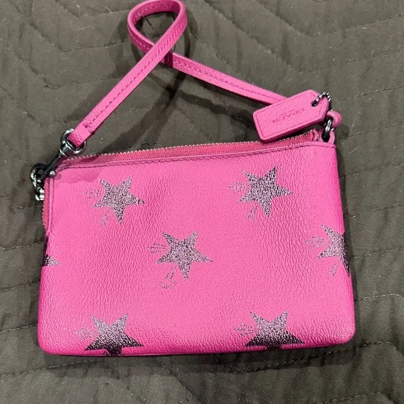 Coach Fuchsia Star Wristlet - Picture 3 of 3